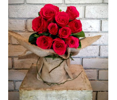 FR090(10 red roses arrangement from $69.99 M:$99.99L:$129.99