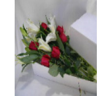 FR114_6long roses& white lily box  from $79.99;M:$99.99;L:$129.99free chocolate,bear&love cup
